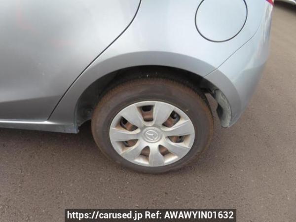 Used 2012 AT mazda demio DE3FS Image[28]