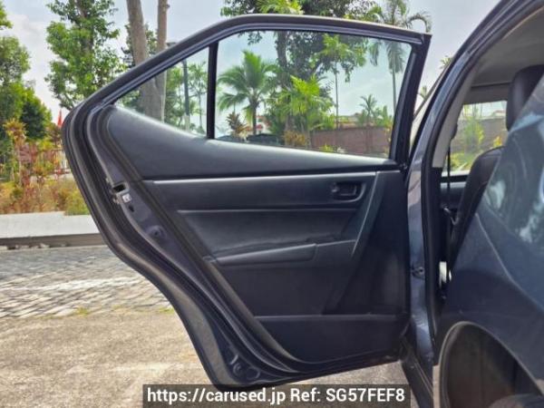 Used 2016 CVT toyota corolla-altis null Image[16]