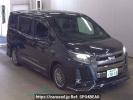 Toyota Noah ZWR80W
