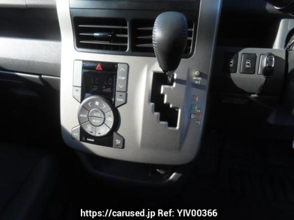 Used 2009 AT toyota voxy ZRR70W Image[28]