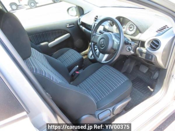 Used 2009 AT mazda demio DE3FS Image[13]