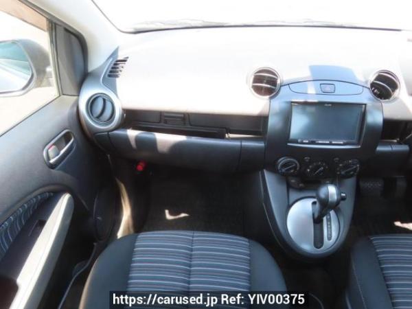 Used 2009 AT mazda demio DE3FS Image[20]