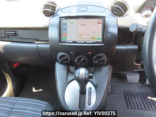 Used 2009 AT mazda demio DE3FS Image[22]