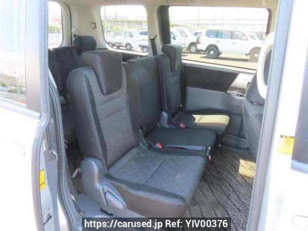 Used 2009 AT toyota noah ZRR75W Image[18]