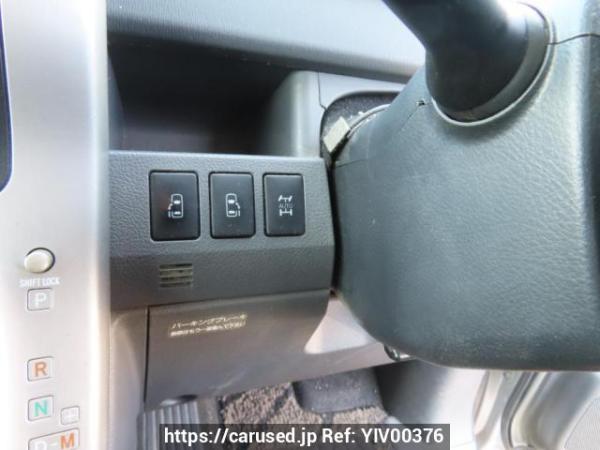 Used 2009 AT toyota noah ZRR75W Image[32]