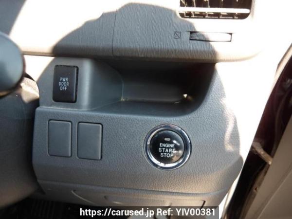 Used 2009 AT toyota noah ZRR70W Image[27]