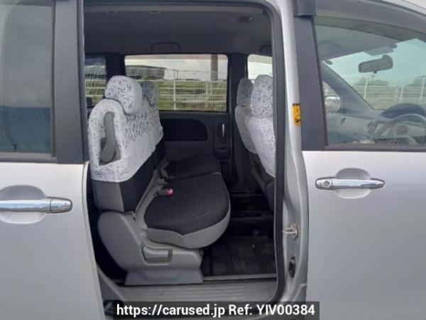Used 2005 AT toyota sienta NCP81G Image[14]
