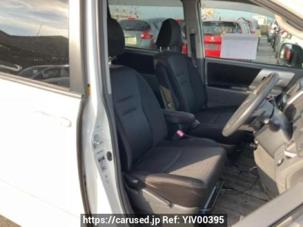 Used 2007 AT toyota voxy ZRR70W Image[11]