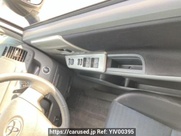 Used 2007 AT toyota voxy ZRR70W Image[16]