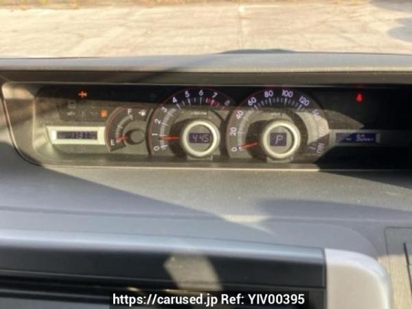 Used 2007 AT toyota voxy ZRR70W Image[21]