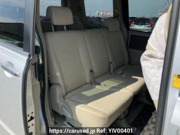 Used 2008 AT toyota noah ZRR75W Image[13]