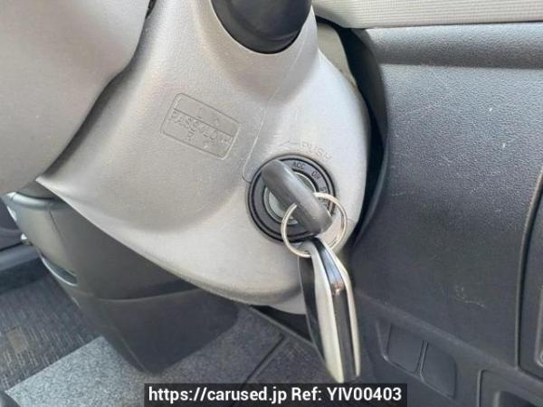 Used 2004 AT toyota sienta NCP81G Image[30]