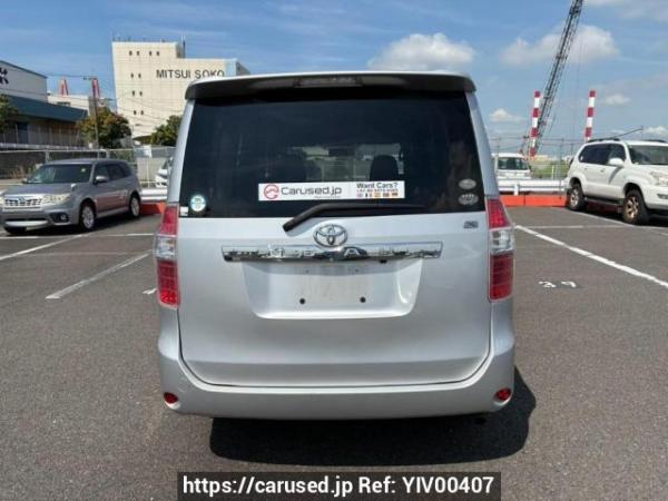 Used 2007 AT toyota noah ZRR70G Image[5]