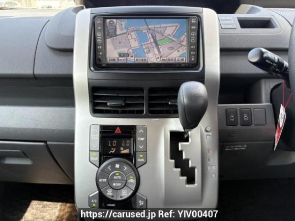 Used 2007 AT toyota noah ZRR70G Image[24]