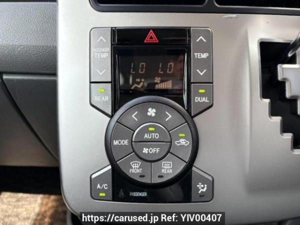 Used 2007 AT toyota noah ZRR70G Image[27]