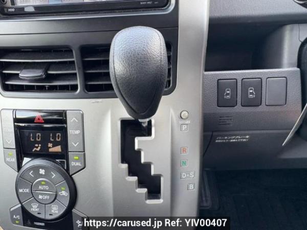 Used 2007 AT toyota noah ZRR70G Image[28]