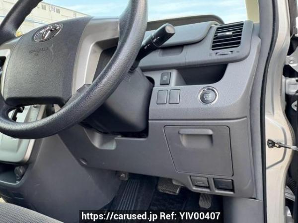 Used 2007 AT toyota noah ZRR70G Image[29]