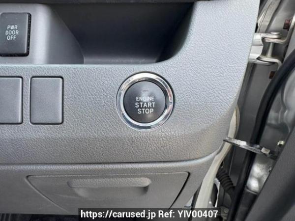 Used 2007 AT toyota noah ZRR70G Image[30]