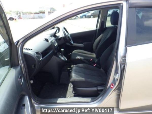 Used 2011 AT mazda demio DE3FS Image[12]