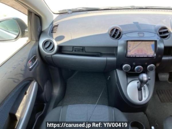 Used 2010 AT mazda demio DE5FS Image[16]