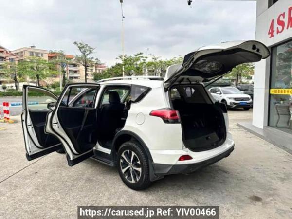 Used 2018 AT toyota rav4 CA64622XME5 Image[5]