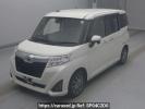 Toyota Roomy M900A