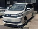Toyota Voxy ZWR80G