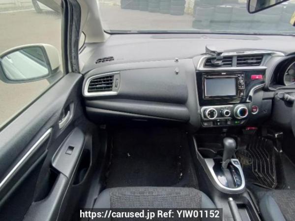Used 2014 AT honda fit GK4 Image[18]