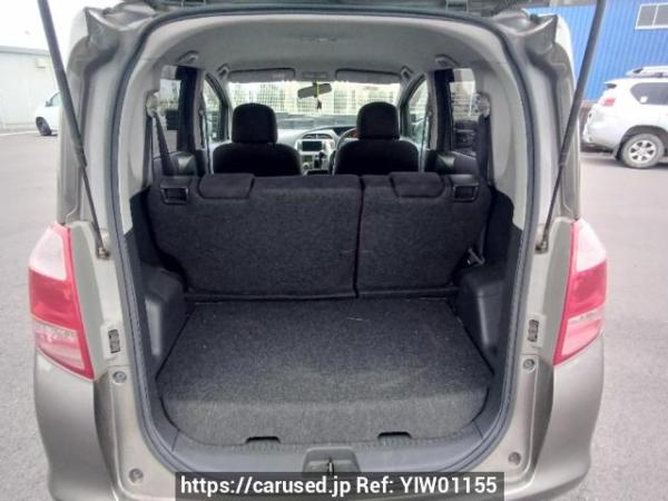 Used 2005 AT toyota ractis NCP105 Image[8]