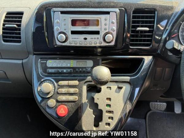Used 2005 AT toyota wish ZNE10G Image[15]