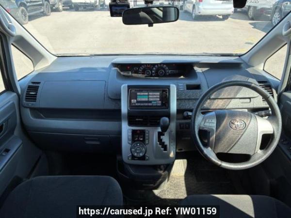 Used 2009 AT toyota noah ZRR75G Image[15]