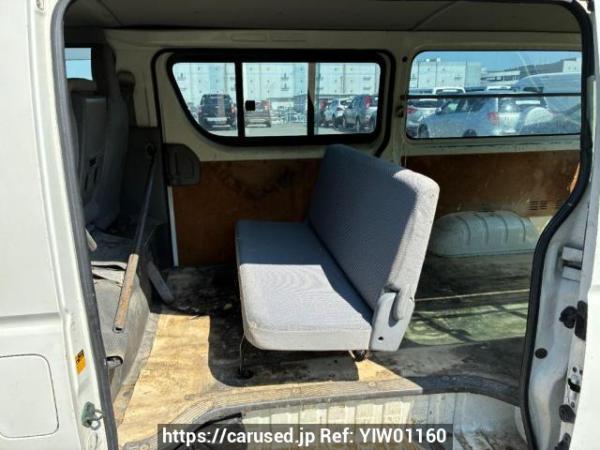 Used 2004 MT toyota hiace-van KDH205V Image[12]