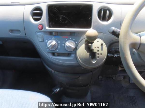 Used 2003 AT toyota sienta NCP81G Image[26]