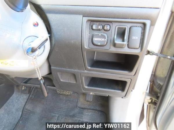 Used 2003 AT toyota sienta NCP81G Image[30]