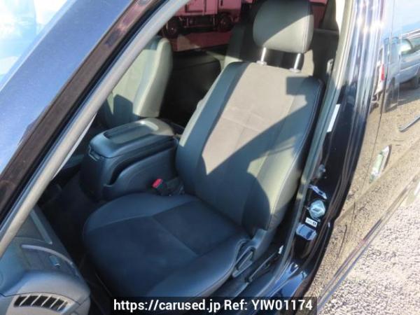 Used 2017 AT toyota regiusace-van KDH201V Image[16]