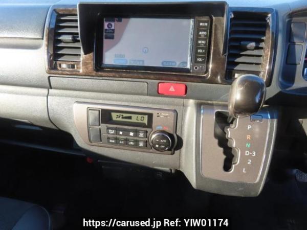 Used 2017 AT toyota regiusace-van KDH201V Image[24]