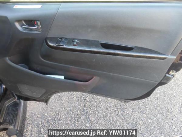 Used 2017 AT toyota regiusace-van KDH201V Image[32]