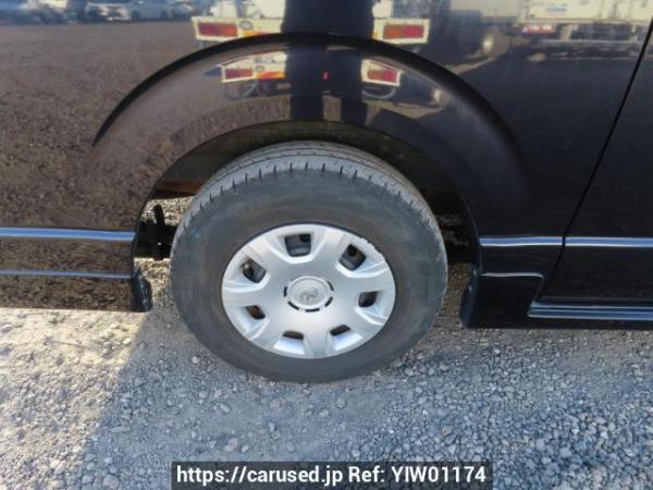 Used 2017 AT toyota regiusace-van KDH201V Image[35]