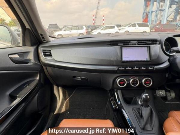 Used 2013 AT alfa-romeo giulietta 940141 Image[18]