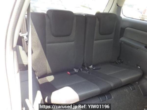 Used 2005 AT toyota wish ZNE10G Image[16]