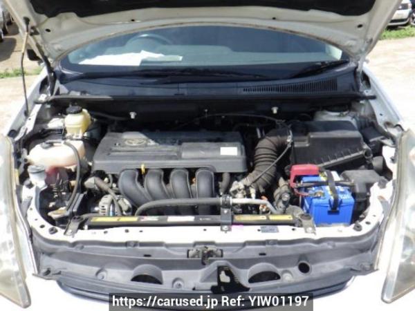Used 2005 AT toyota wish ZNE10G Image[9]