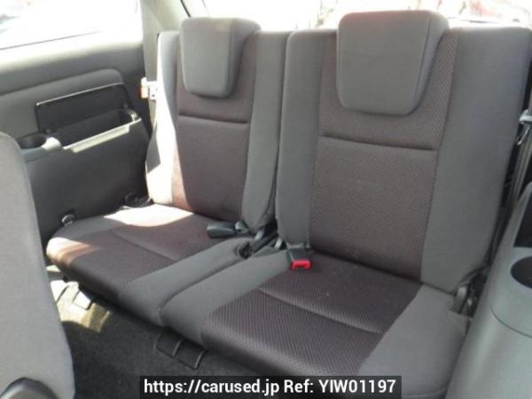 Used 2005 AT toyota wish ZNE10G Image[15]