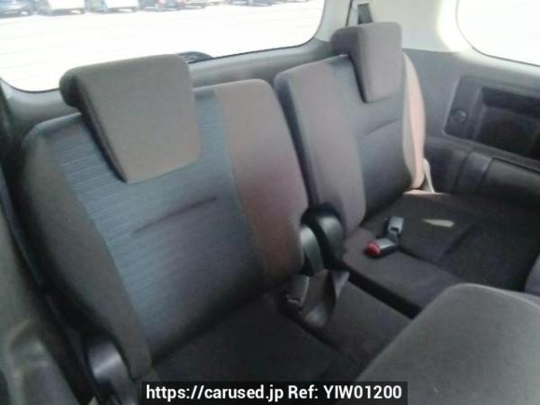 Used 2009 AT toyota voxy ZRR70W Image[15]