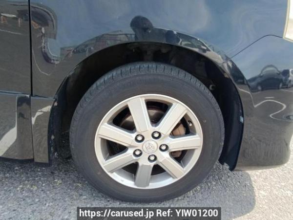 Used 2009 AT toyota voxy ZRR70W Image[27]