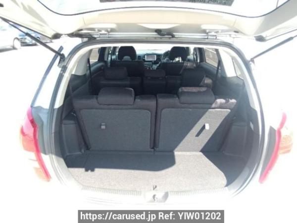 Used 2005 AT toyota wish ZNE10G Image[8]