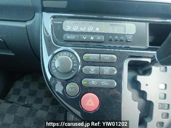 Used 2005 AT toyota wish ZNE10G Image[23]