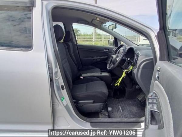 Used 2004 AT toyota wish ZNE10G Image[12]