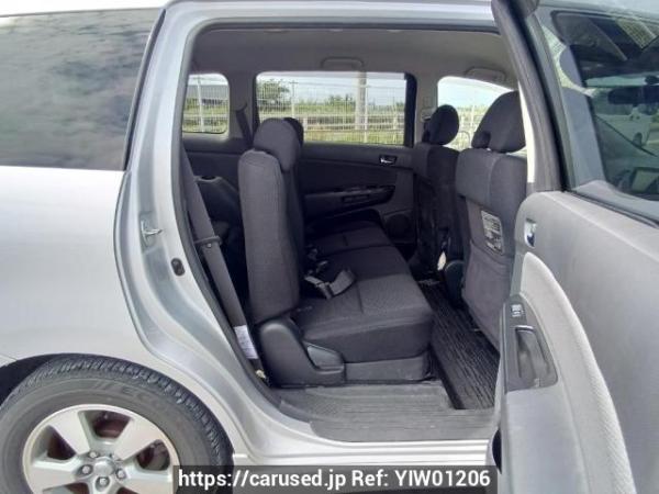 Used 2004 AT toyota wish ZNE10G Image[14]