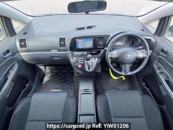 Used 2004 AT toyota wish ZNE10G Image[17]