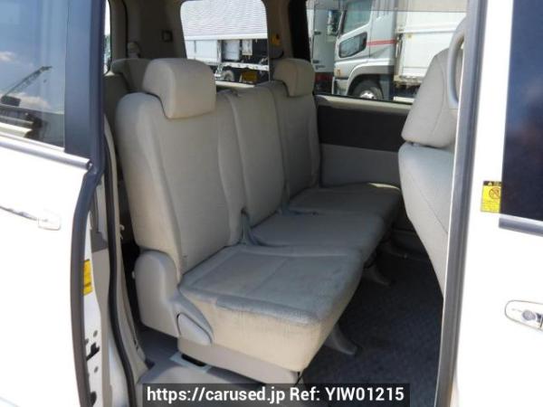 Used 2009 AT toyota noah ZRR70W Image[14]